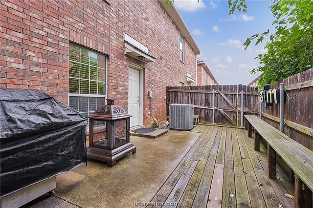 1001 Krenek Tap Road 2102, College Station, TX 77840