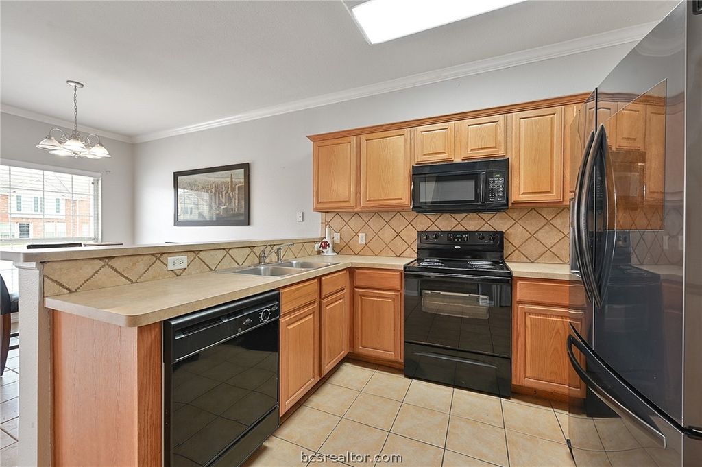 1001 Krenek Tap Road 2102, College Station, TX 77840 — photo 4