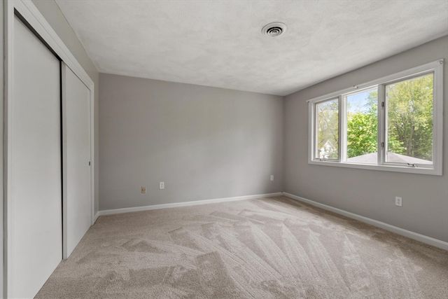 13 Warren Ave B, Chelmsford, MA 01824