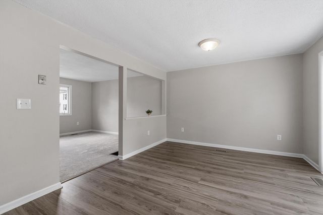 13 Warren Ave B, Chelmsford, MA 01824