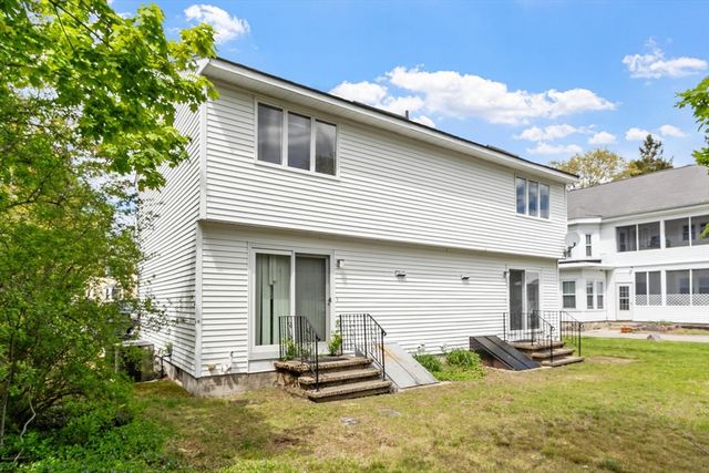 13 Warren Ave B, Chelmsford, MA 01824