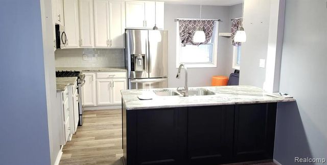 32317 Hazelwood Street, Westland, MI 48186