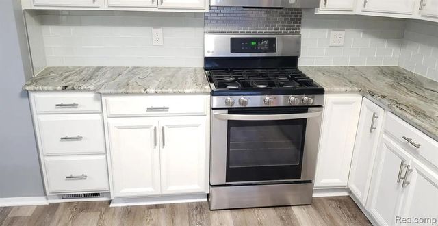 32317 Hazelwood Street, Westland, MI 48186