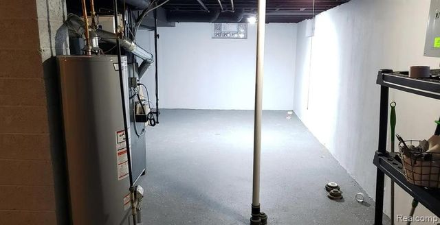 32317 Hazelwood Street, Westland, MI 48186