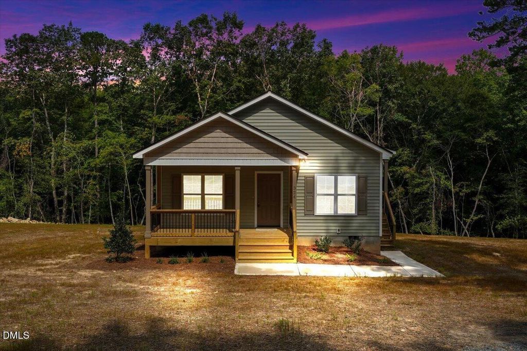 324 Chartres Street, Fuquay Varina, NC 27526