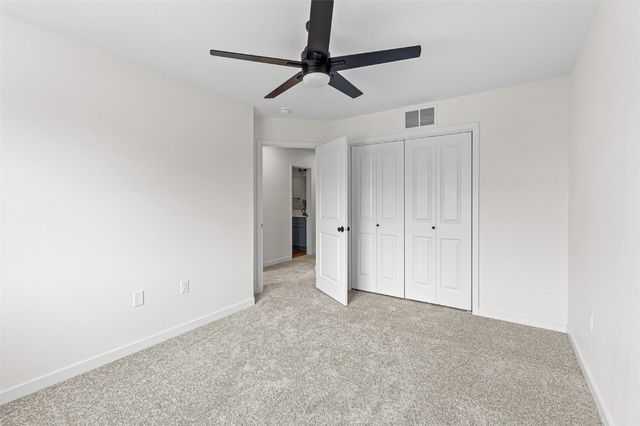 4671 Herbert Hoover Highway C, Iowa City, IA 52240