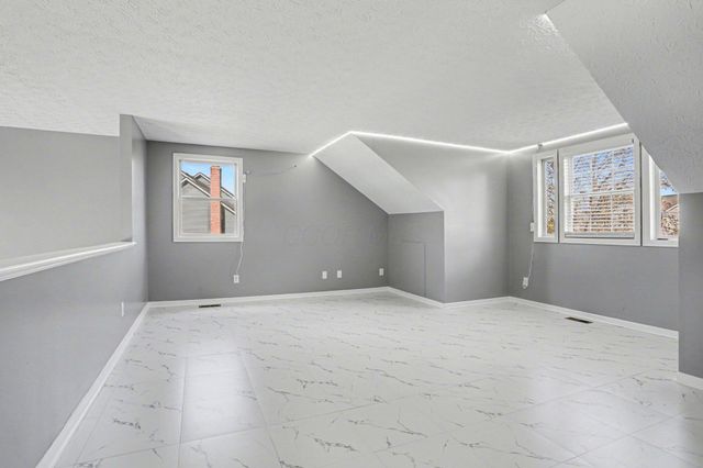 3956 Mead Drive, Powell, OH 43065