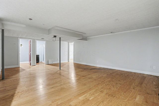 3956 Mead Drive, Powell, OH 43065