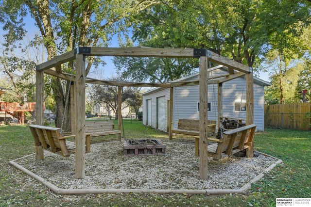 1514 James Street, Plattsmouth, NE 68048