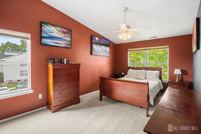 400 Keswick Drive, Piscataway, NJ 08854