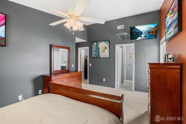 400 Keswick Drive, Piscataway, NJ 08854