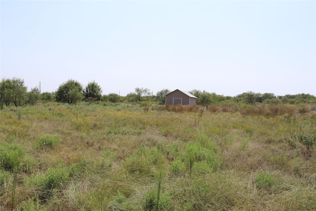 535 Brown Road, Henrietta, TX 76365