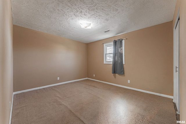 2900 Taylor Ave Apt 4, Springfield, IL 62703