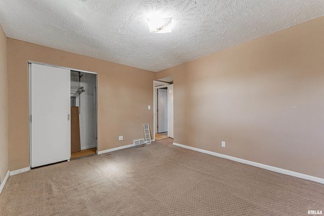 2900 Taylor Ave Apt 4, Springfield, IL 62703