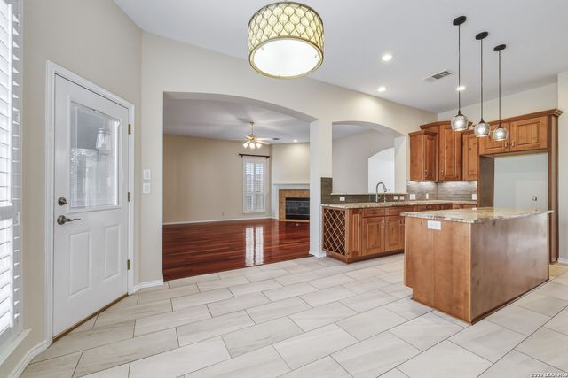 19506 Azure Oak, San Antonio, TX 78258