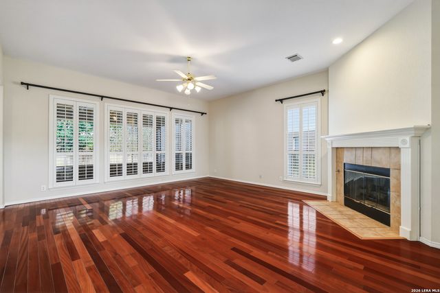 19506 Azure Oak, San Antonio, TX 78258