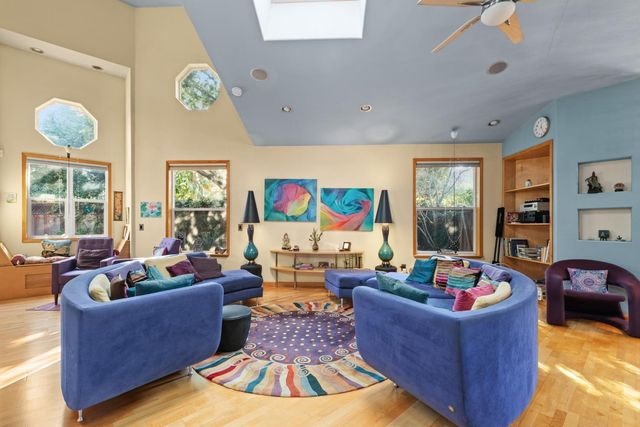 4838 Robertson Ave, Carmichael, CA 95608