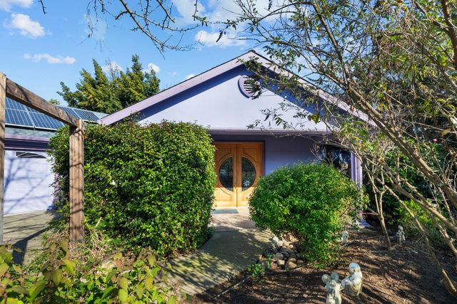 4838 Robertson Ave, Carmichael, CA 95608