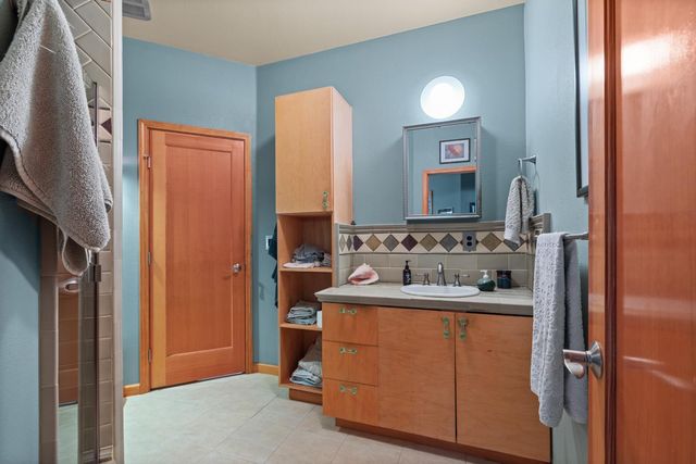 4838 Robertson Ave, Carmichael, CA 95608