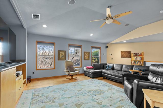 4838 Robertson Ave, Carmichael, CA 95608