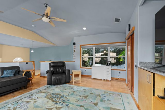 4838 Robertson Ave, Carmichael, CA 95608