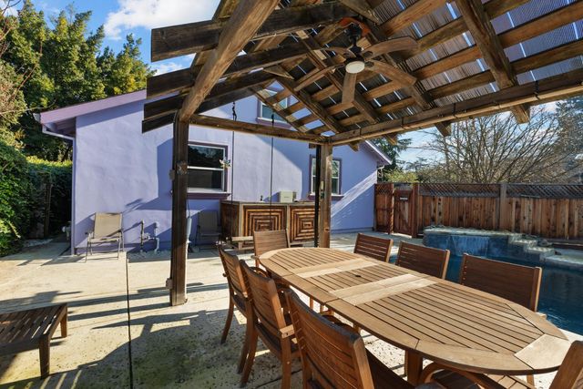 4838 Robertson Ave, Carmichael, CA 95608