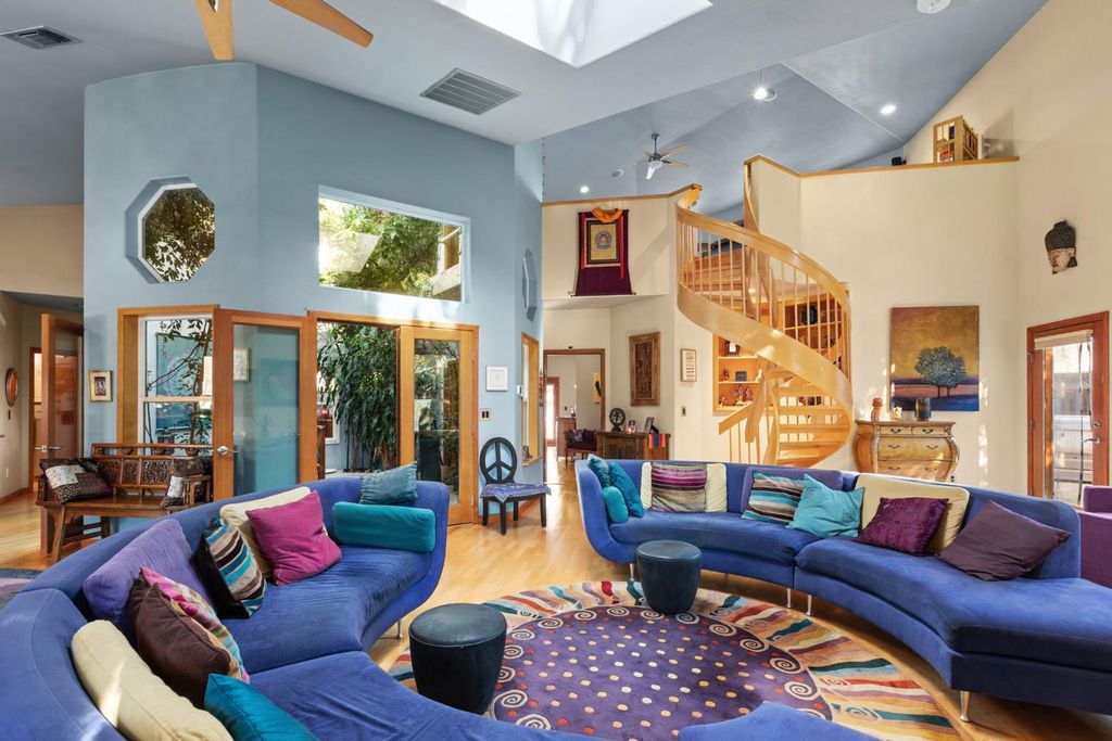 4838 Robertson Ave, Carmichael, CA 95608