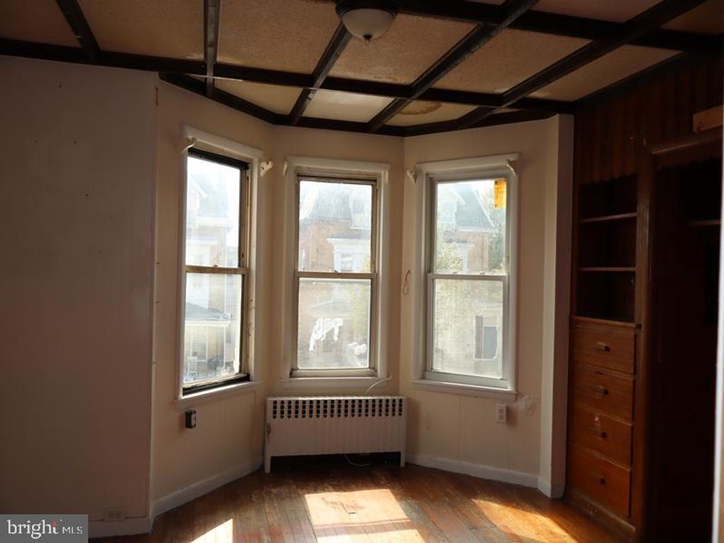 931 W MARSHALL ST, Norristown, PA 19401 — photo 3