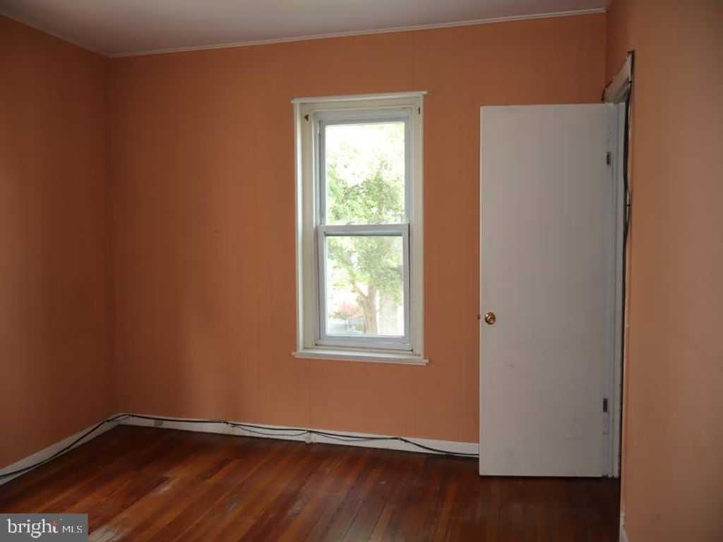 931 W MARSHALL ST, Norristown, PA 19401 — photo 5