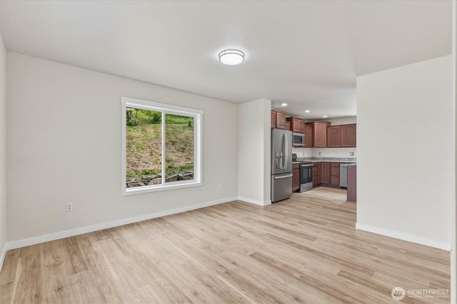 163 Cedar Falls Drive, Kelso, WA 98626