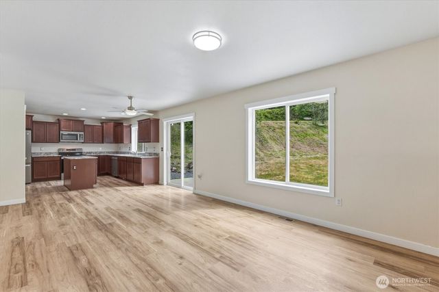 163 Cedar Falls Drive, Kelso, WA 98626