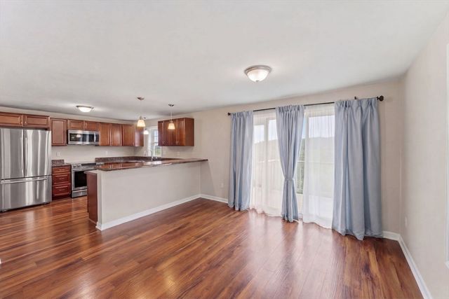 34 Bittersweet Blvd, Worcester, MA 01607