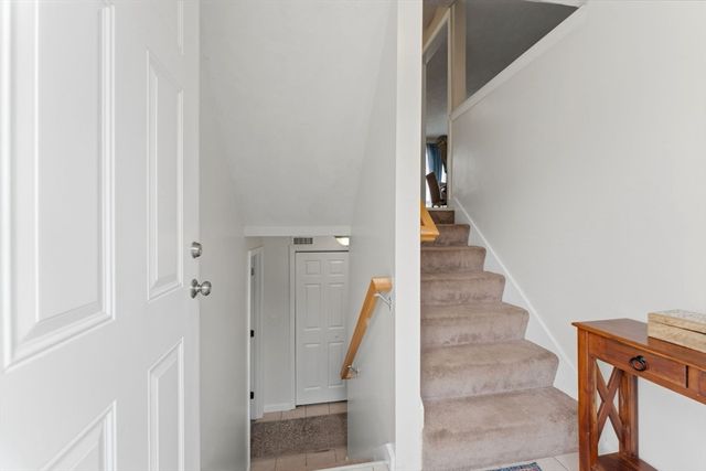 34 Bittersweet Blvd, Worcester, MA 01607