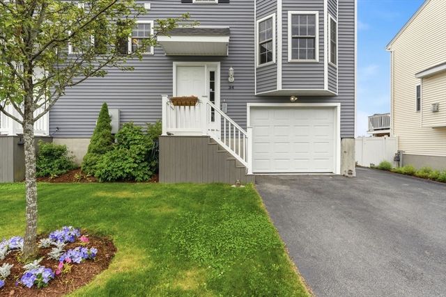 34 Bittersweet Blvd, Worcester, MA 01607