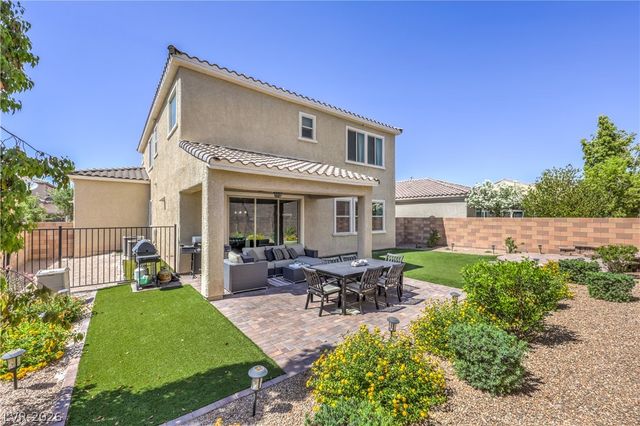 413 Via Gigante, Henderson, NV 89011