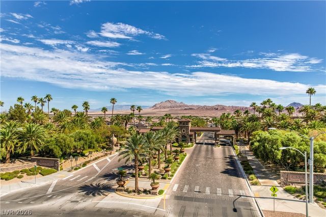 413 Via Gigante, Henderson, NV 89011