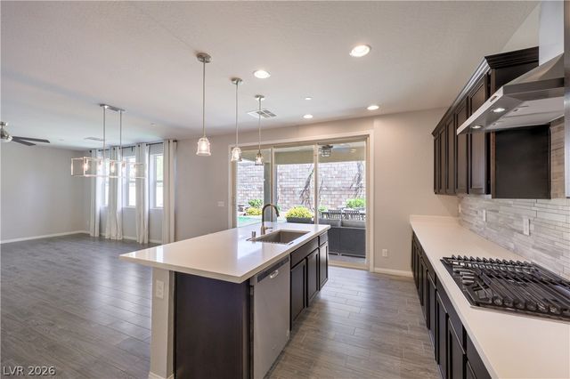 413 Via Gigante, Henderson, NV 89011