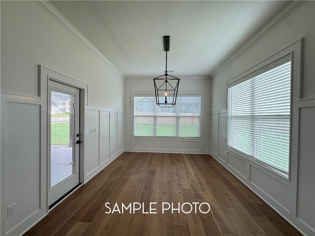 6603 S 60th Street, Rogers, AR 72758