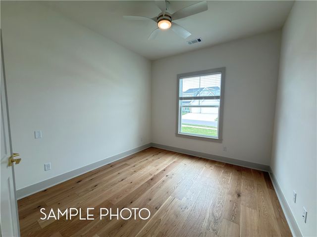 6603 S 60th Street, Rogers, AR 72758