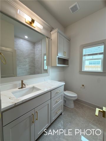 6603 S 60th Street, Rogers, AR 72758