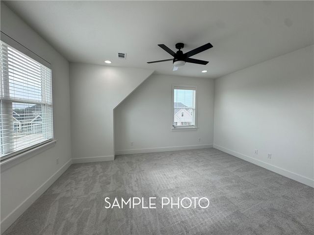 6603 S 60th Street, Rogers, AR 72758