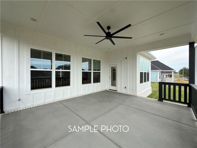 6603 S 60th Street, Rogers, AR 72758