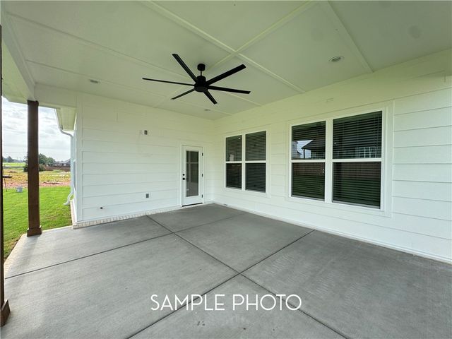 6603 S 60th Street, Rogers, AR 72758