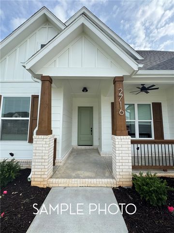 6603 S 60th Street, Rogers, AR 72758