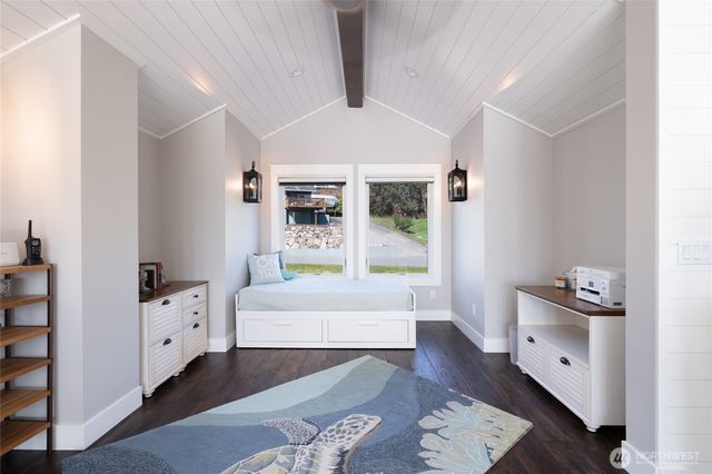 2251 Mariner Beach Drive, Oak Harbor, WA 98277