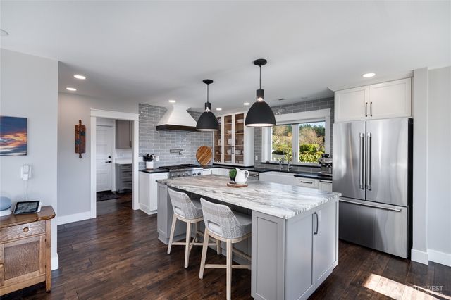 2251 Mariner Beach Drive, Oak Harbor, WA 98277