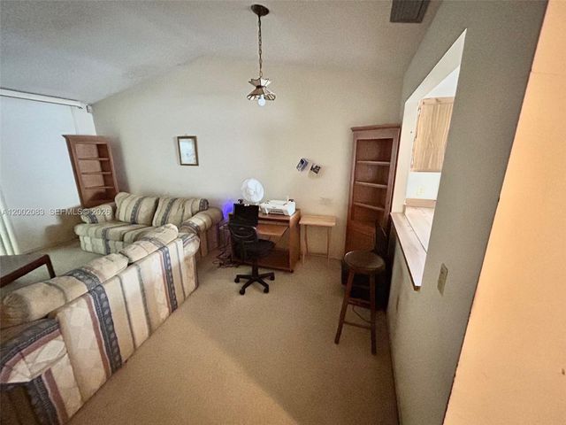 1540 NW 98th Ter, Pembroke Pines, FL 33024