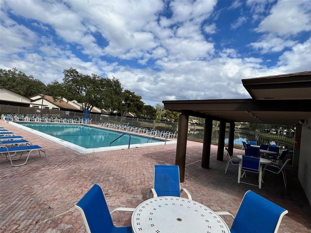 1540 NW 98th Ter, Pembroke Pines, FL 33024