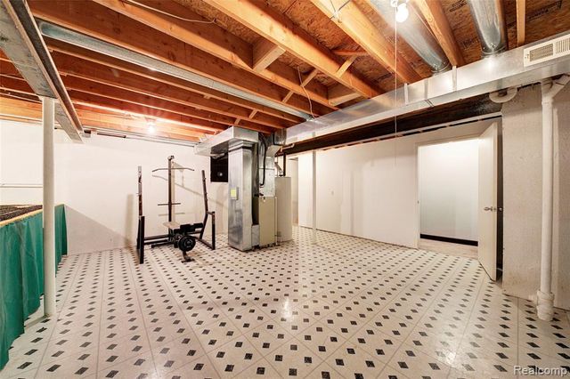 705 Preston Court Court 170, Rochester Hills, MI 48307