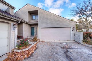 705 Preston Court Court 170, Rochester Hills, MI 48307
